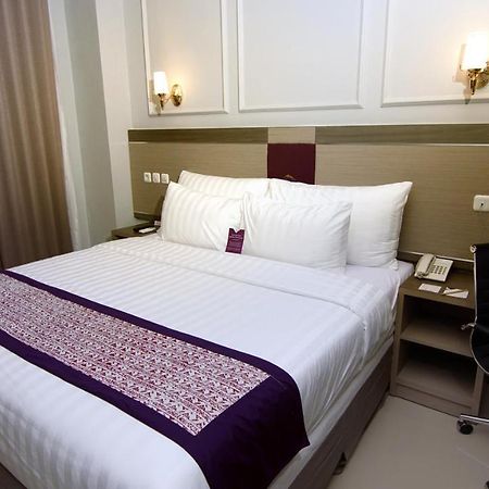Horison Inn Alaska Semarang Esterno foto