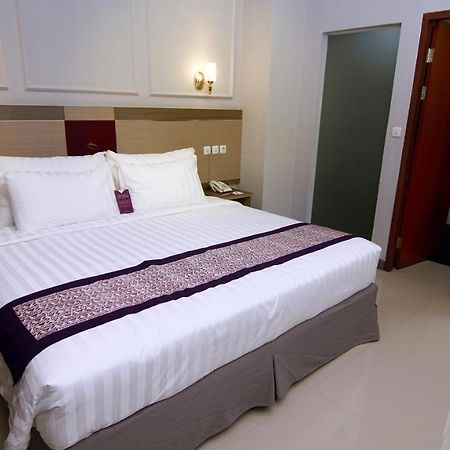 Horison Inn Alaska Semarang Esterno foto