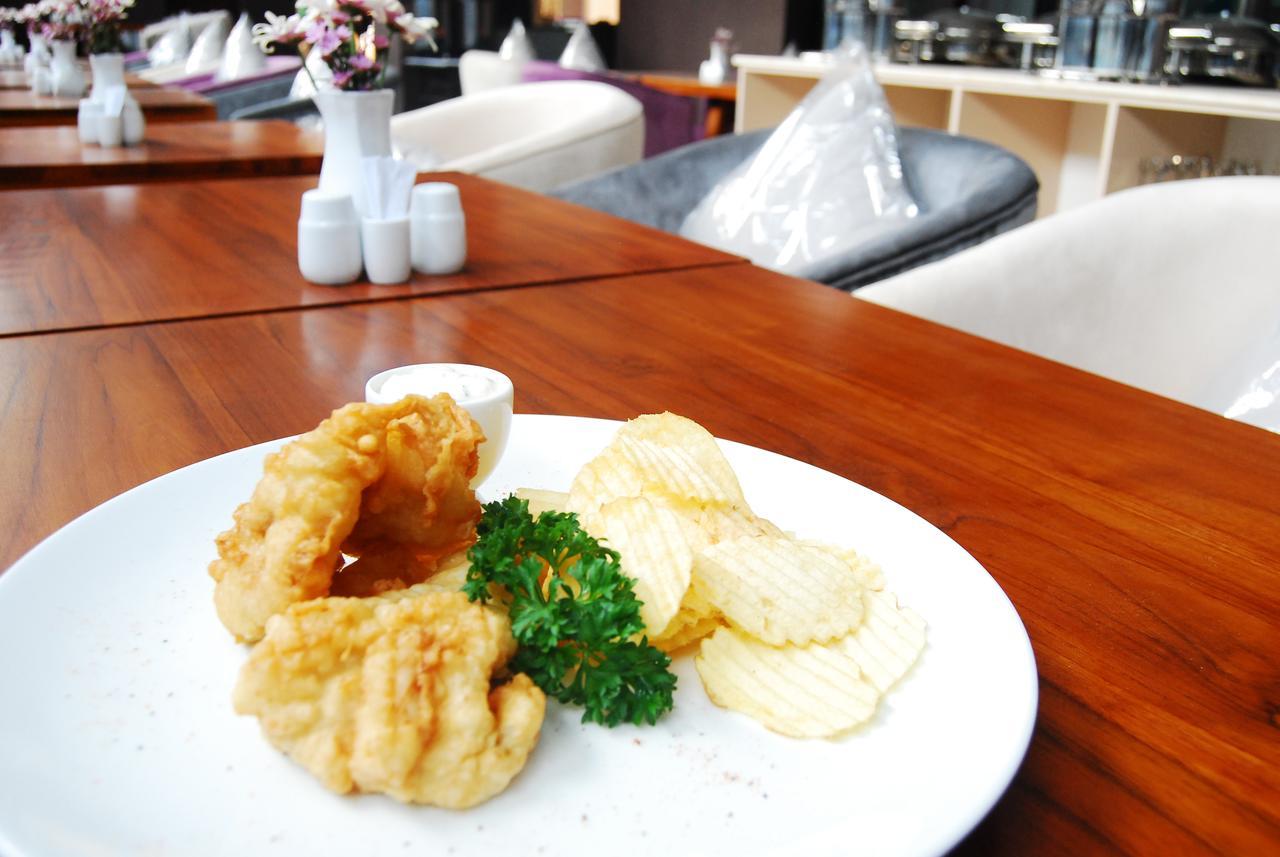 Horison Inn Alaska Semarang Esterno foto