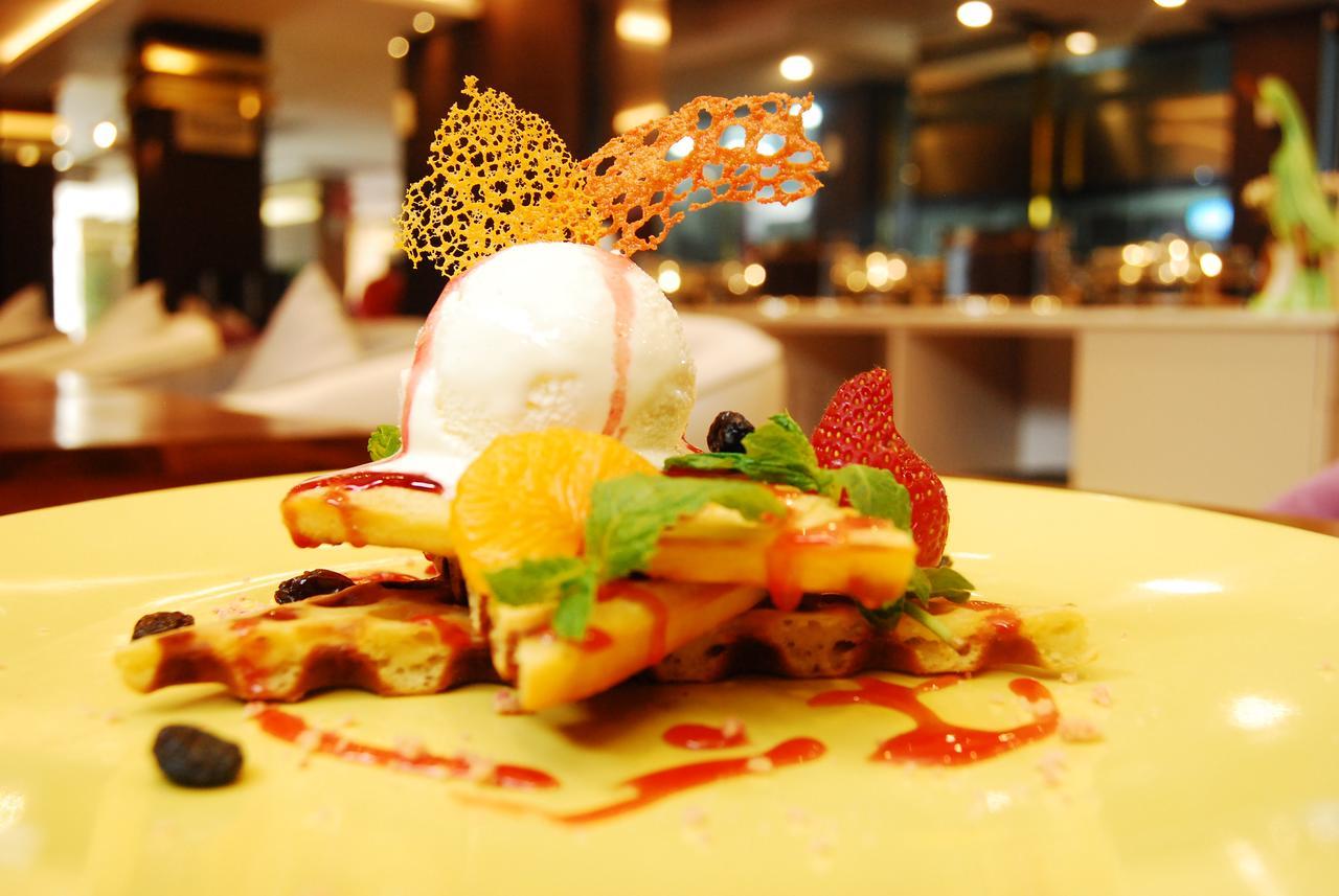 Horison Inn Alaska Semarang Esterno foto